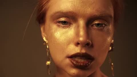        im expecting 350 thumbs up on my altar   online show from March 2026 10:14:01 PM