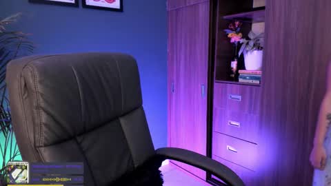 Snapshot of ginnaaaa_ chatting on November 2025 07:04:02 PM Ginnaa online show from November 2025 07:04:02 PM