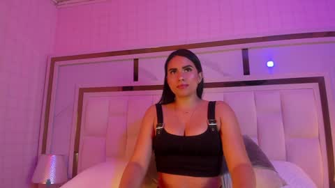 giorgia online show from January 2025 03:20:01 AM