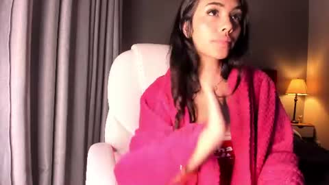 Giovanna  online show from June 2026 10:15:01 AM