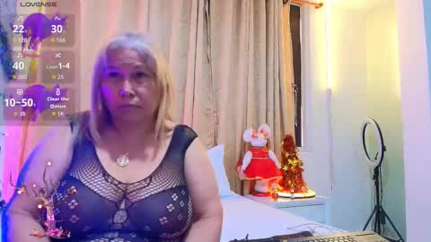 Girl Amada online show from November 2025 07:28:01 PM