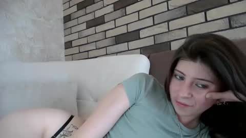 girl_cute007 online show from May 2026 02:36:02 PM