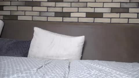 girl_cute007 online show from May 2026 01:56:01 AM