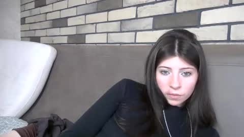 girl_cute007 online show from May 2026 04:04:02 PM