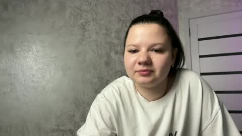 girl_cute07 online show from June 2026 02:24:02 AM