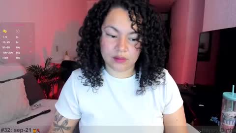 girl_inline online show from September 2025 02:01:01 AM