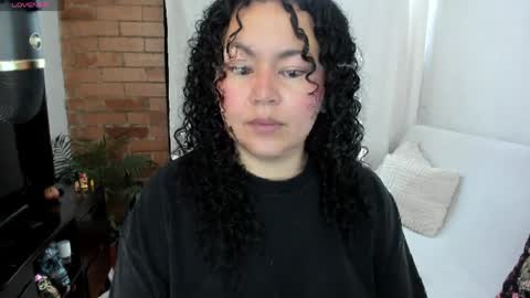 girl_inline online show from April 2026 03:31:02 PM