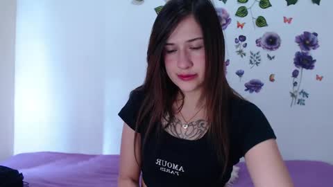 Isabella online show from May 2026 07:31:02 PM