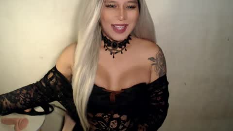 Nica online show from July 2026 05:33:01 AM