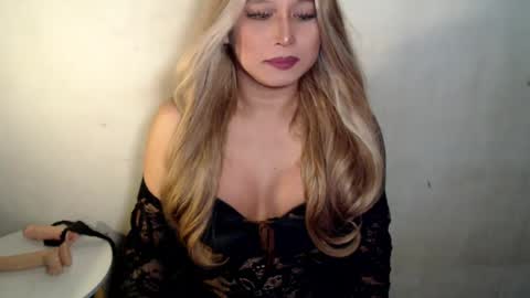 Nica online show from July 2026 10:29:02 PM