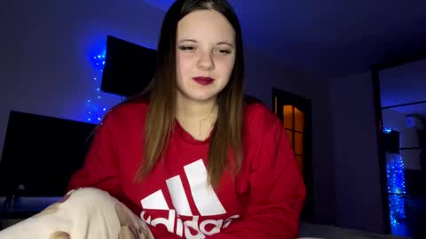 Snapshot of girl_shy07 chatting on January 2026 06:35:01 PM girl_shy07 online show from January 2026 06:35:01 PM