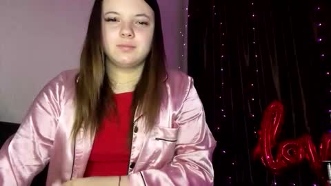 Snapshot of girl_shy07 chatting on February 2026 07:10:02 PM girl_shy07 online show from February 2026 07:10:02 PM