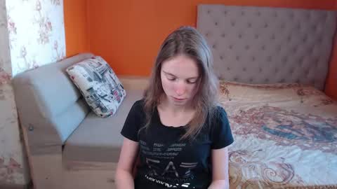 Katia online show from March 2025 12:23:02 PM