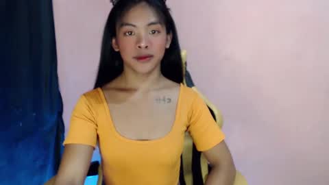 Snapshot of girlcock_dominantfucker chatting on January 2025 08:10:02 AM queen ronna online show from January 2025 08:10:02 AM