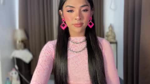 Snapshot of girlcock_dominantfucker chatting on February 2026 11:30:01 PM queen ronna online show from February 2026 11:30:01 PM