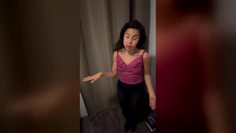 girldulce045 online show from February 2026 10:38:01 PM