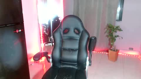 Snapshot of girlhot_tss chatting on February 2025 05:45:01 AM Ariana Sophia. online show from February 2025 05:45:01 AM