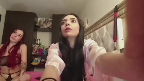 keyla and candy online show from February 2026 02:45:01 PM