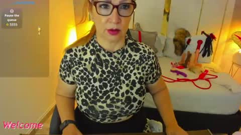 Gisella online show from July 2026 12:53:01 PM