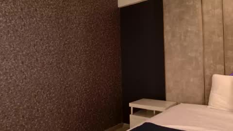     online show from October 2025 10:27:02 AM