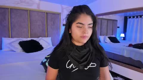     online show from December 2025 10:31:01 AM