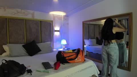     online show from February 2026 10:36:02 AM