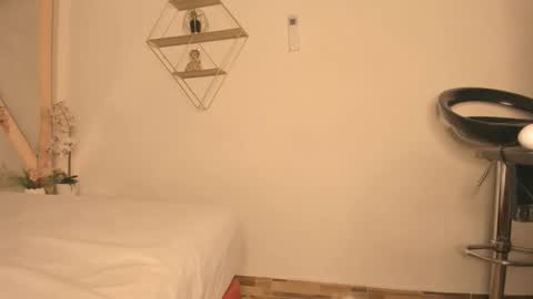 Snapshot of gisele_lake chatting on February 2026 04:11:01 AM gisele_lake online show from February 2026 04:11:01 AM