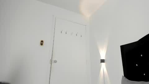 Gisell online show from April 2026 01:37:02 PM