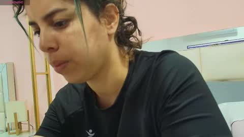 Gisell online show from January 2026 12:09:02 PM