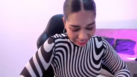Snapshot of giselle_messy chatting on July 2026 12:32:02 AM Giselle online show from July 2026 12:32:02 AM