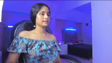 GISELLE ROLDAN online show from May 2026 04:17:01 AM