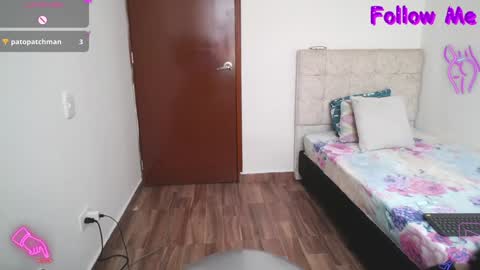 Snapshot of gisellecarter_ chatting on January 2025 03:18:01 PM Giselle online show from January 2025 03:18:01 PM