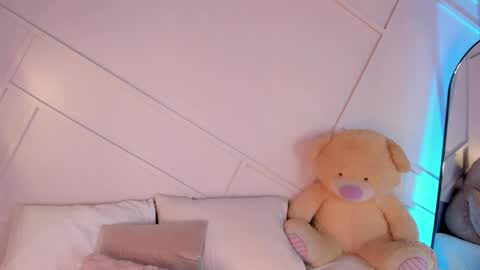 GisellePalmer  online show from May 2026 06:48:02 PM