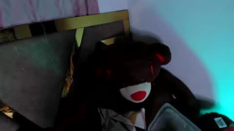 . Gisel Reyes . online show from January 2025 04:16:02 AM