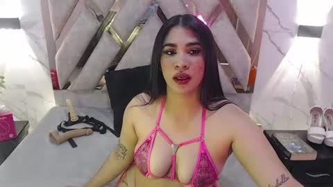 giselslut online show from July 2026 06:37:01 PM