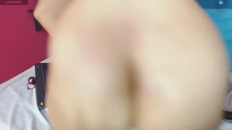 Gissell Saenz online show from December 2024 04:16:01 PM