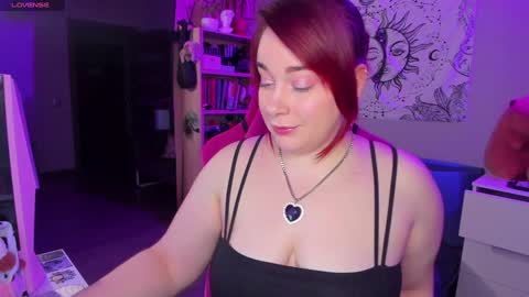 AlexaMillis online show from January 2025 09:58:01 PM