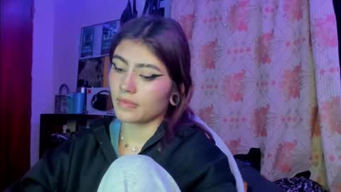 Giulietta online show from January 2025 02:19:02 AM