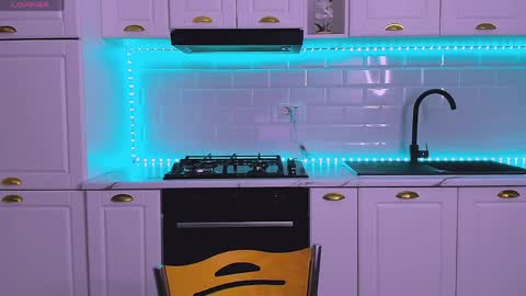 Giulia online show from March 2026 03:30:02 AM