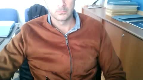 Snapshot of giuseppevai1 chatting on October 2025 09:52:01 AM giuseppevai1 online show from October 2025 09:52:01 AM