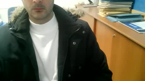 Snapshot of giuseppevai1 chatting on January 2026 06:00:01 PM giuseppevai1 online show from January 2026 06:00:01 PM