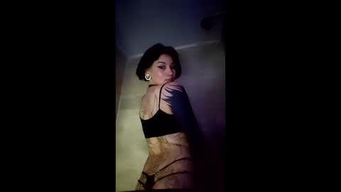 Nice to meet you my name is Heyli  online show from June 2026 10:22:02 PM