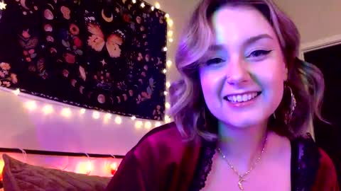 Snapshot of givemesweetdreams chatting on March 2025 12:00:02 AM givemesweetdreams online show from March 2025 12:00:02 AM