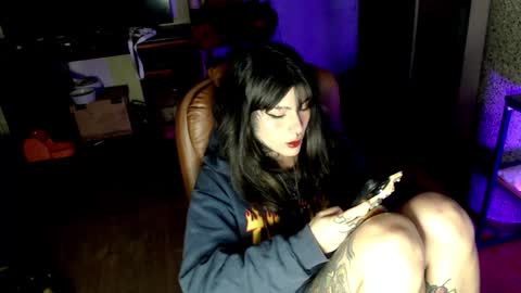 Snapshot of givenom chatting on September 2025 12:38:01 AM dirtyvenom online show from September 2025 12:38:01 AM