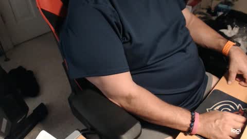 Snapshot of gizmo706 chatting on October 2025 02:06:02 PM gizmo706 online show from October 2025 02:06:02 PM