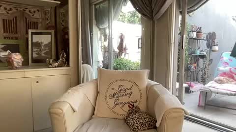 Gl1tter Barbie online show from June 2026 12:51:01 PM