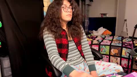 Snapshot of glaceon9 chatting on November 2025 07:01:01 AM glaceon9 online show from November 2025 07:01:01 AM