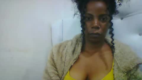 gladie46 online show from July 2026 06:16:02 PM