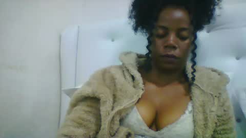 gladie46 online show from July 2026 05:01:02 PM