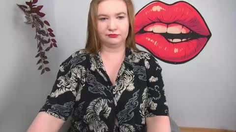 Snapshot of glamorousnikki chatting on May 2026 03:09:02 PM Nikki online show from May 2026 03:09:02 PM